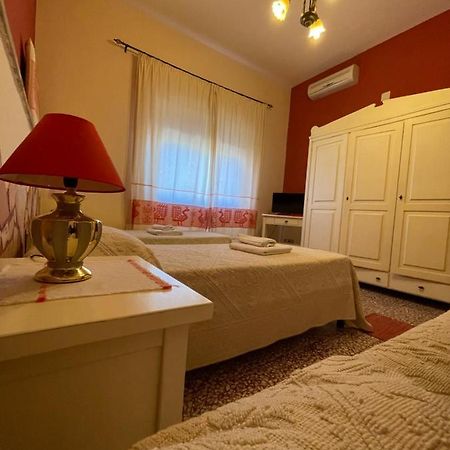 Hôtel Fera5 à Olbia Extérieur photo