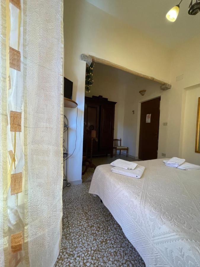 Hôtel Fera5 à Olbia Extérieur photo