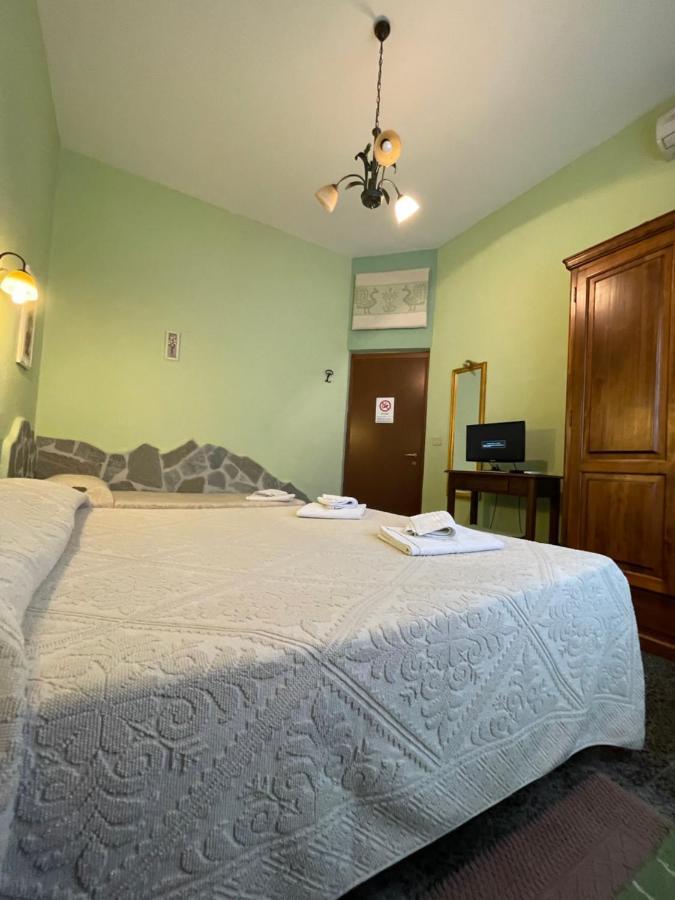Hôtel Fera5 à Olbia Extérieur photo