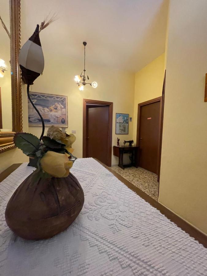 Hôtel Fera5 à Olbia Extérieur photo